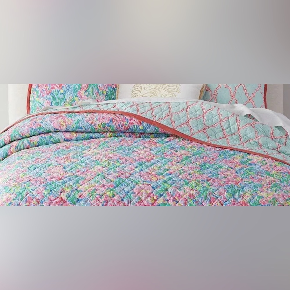 NWT POTTERY BARN Lilly Pulitzer FAN SEA PANTS Full/ Queen Quilt - Picture 2 of 4